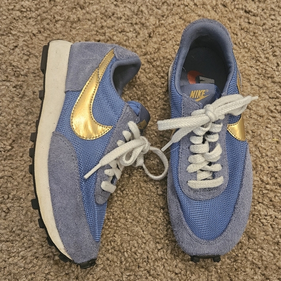 Nike Mens Daybreak SP BV7725 400 In Ocean Fog/Mtlc Gold, Size Men 4.5/ Women 6 - Picture 1 of 7